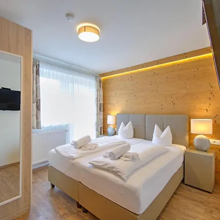 Wildschoenau Alpine Brunner Apartment, Cleaning Included Niederau